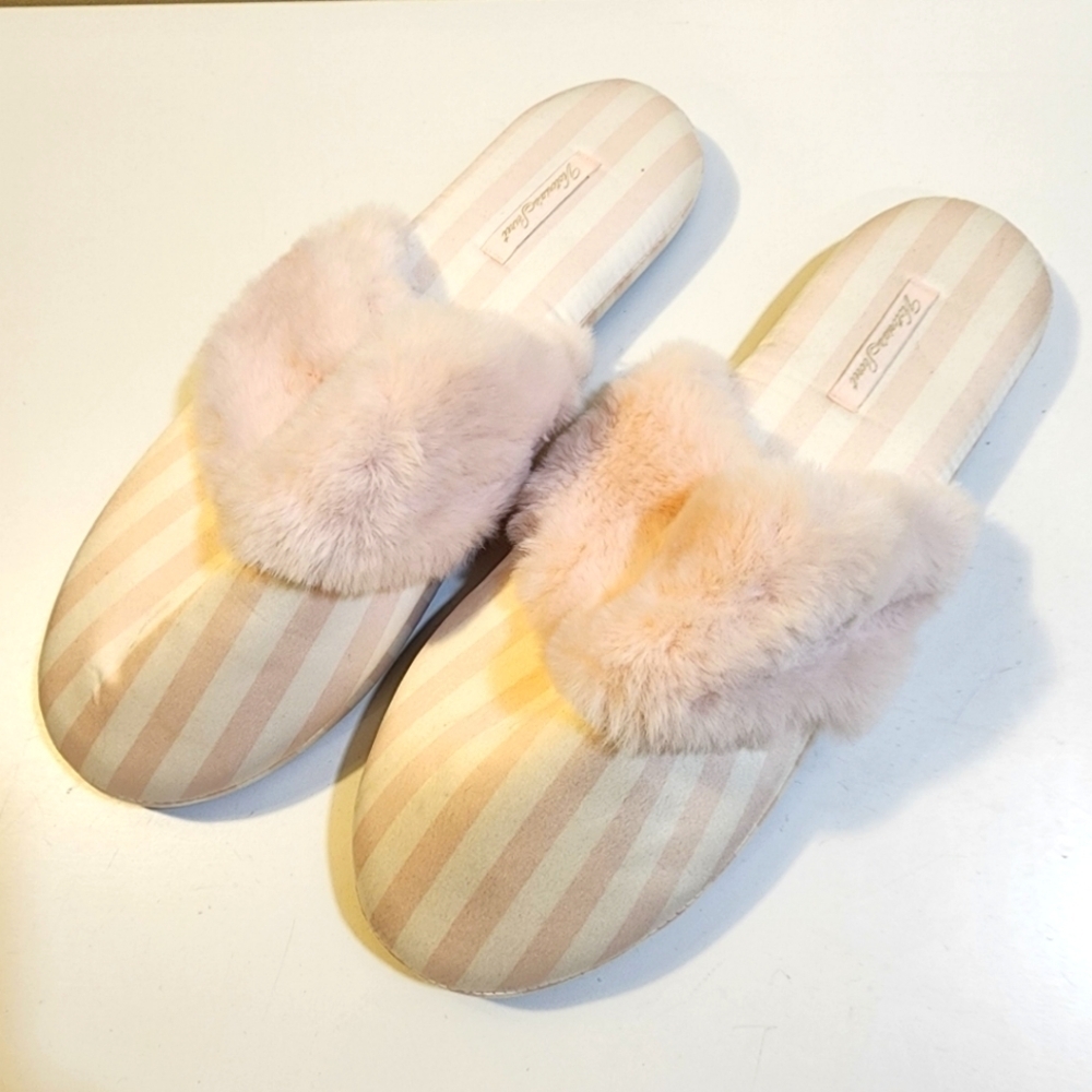 VICTORIA'S SECRET Pink stripes Satin Slippers Size L